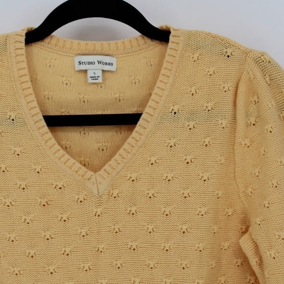Studio Works $48 Small Golden Yellow‎ Pointelle Knit V-Neck Pullover Sweater - Picture 4 of 11